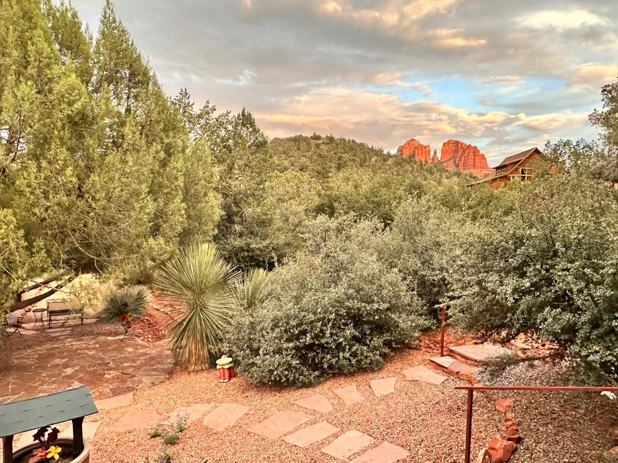 Вилла Cathedral Casita At Sedona Cathedral Hideaway Llc Экстерьер фото